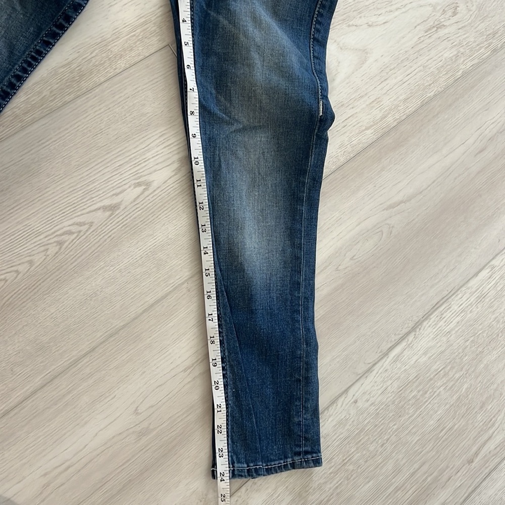True Religion Embellished Jeans Capri 24 - Picture 6 of 7
